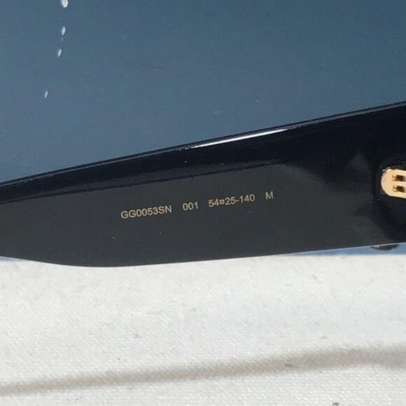 New Authentic Gucci GG0053SN 001 Black Oversize Square Sunglasses - Picture 13 of 14